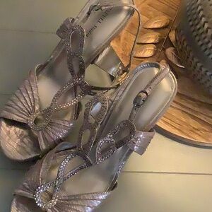Women’s stylish silver beaded strap heels Papell  studio 1 .5  inch heels size 8